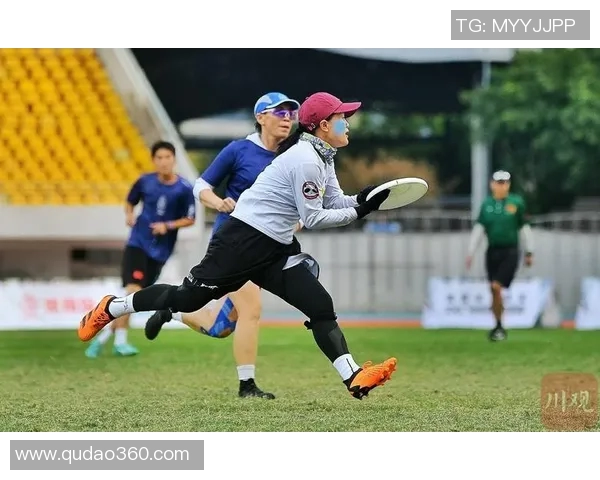 黄秀英专访:从飞盘新手到全国冠军的成长之路 黄秀英专访:从飞盘新手到全国冠军的成长之路
