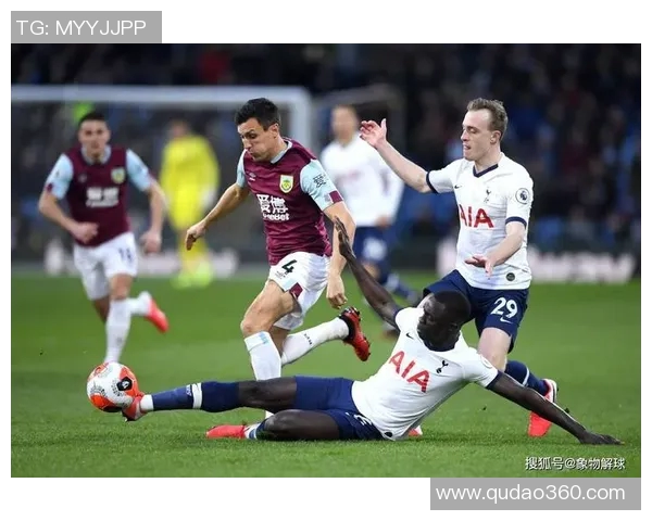 亚特联大迎战休斯敦球队全力争胜展现实力与团队合作