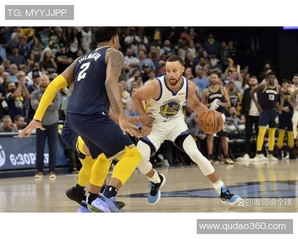 灰熊对决勇士库里展现绝佳球技引发球迷热议 灰熊对决勇士库里展现绝佳球技引发球迷热议