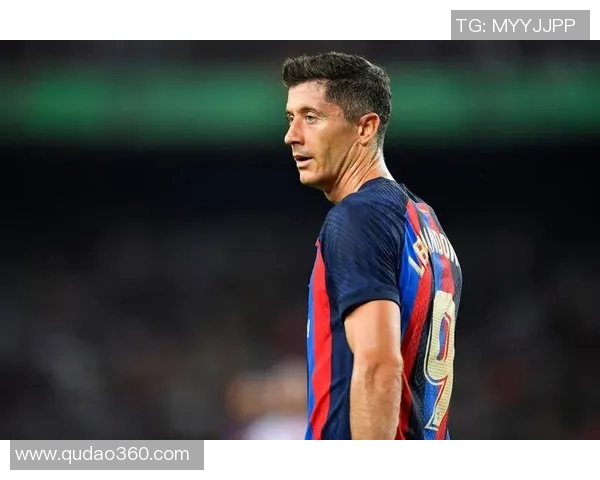 莱万的足球传奇之路：从天才少年到世界顶级前锋的蜕变与荣耀