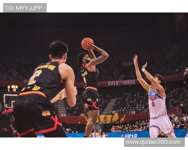 CBA辽宁队对阵深圳队精彩比赛视频回顾与分析，尽享篮球盛宴