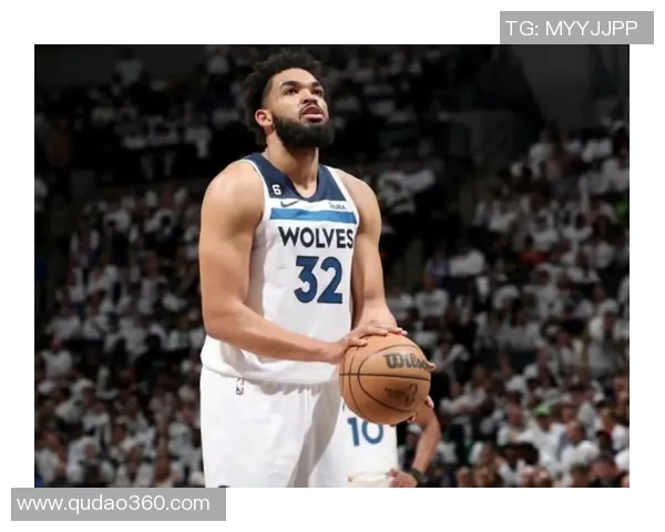 卡尔安东尼唐斯：从新星到巨星的篮球成长之路与未来展望